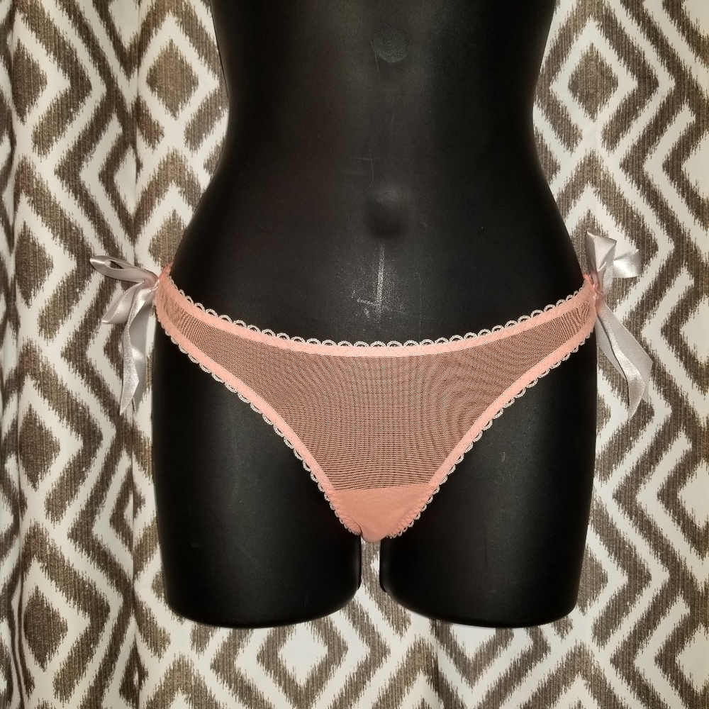 VICTORIA’S SECRET Mesh Lingerie Set - Picture 3 of 6